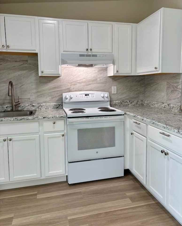 R1257 SW Plummer Avenue - Photo 3 of 36