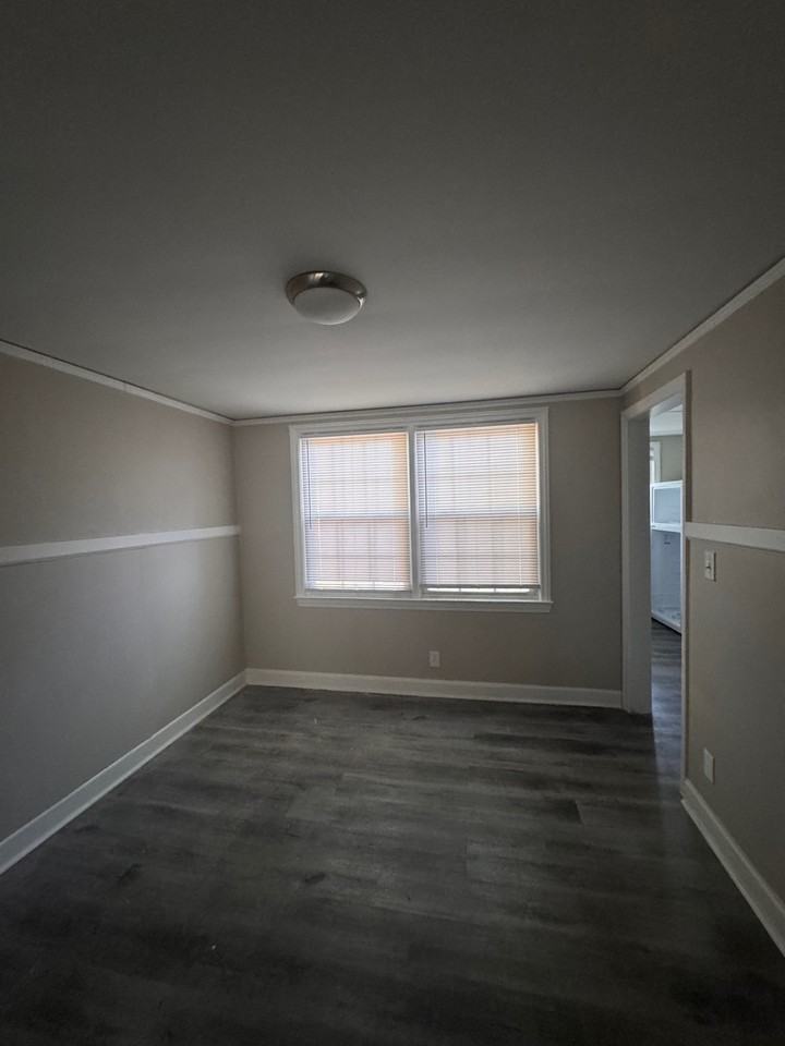 610 Chesnut St #3 - Photo 2 of 9