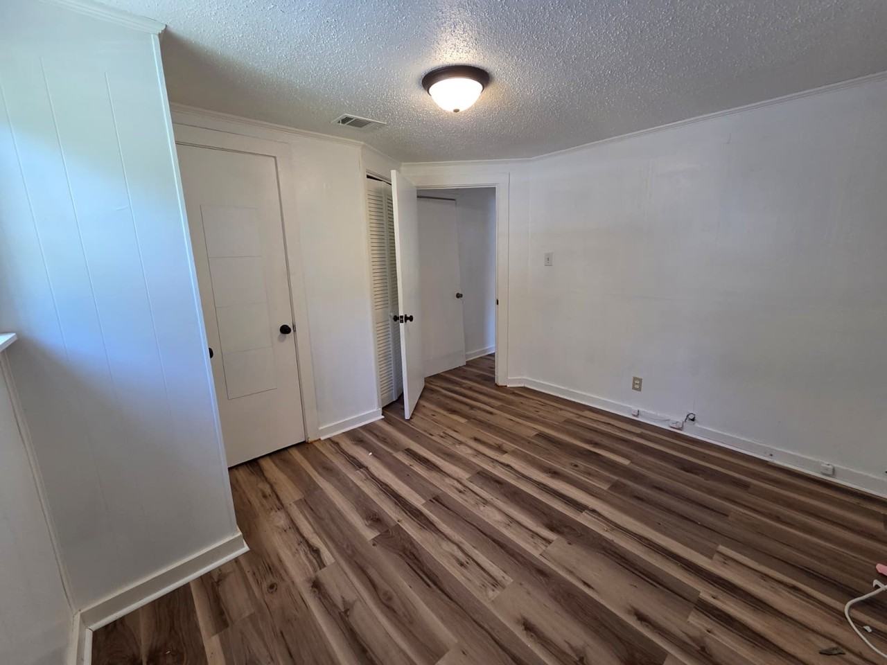 1129 Woodward Ave #1 - Photo 6 of 9