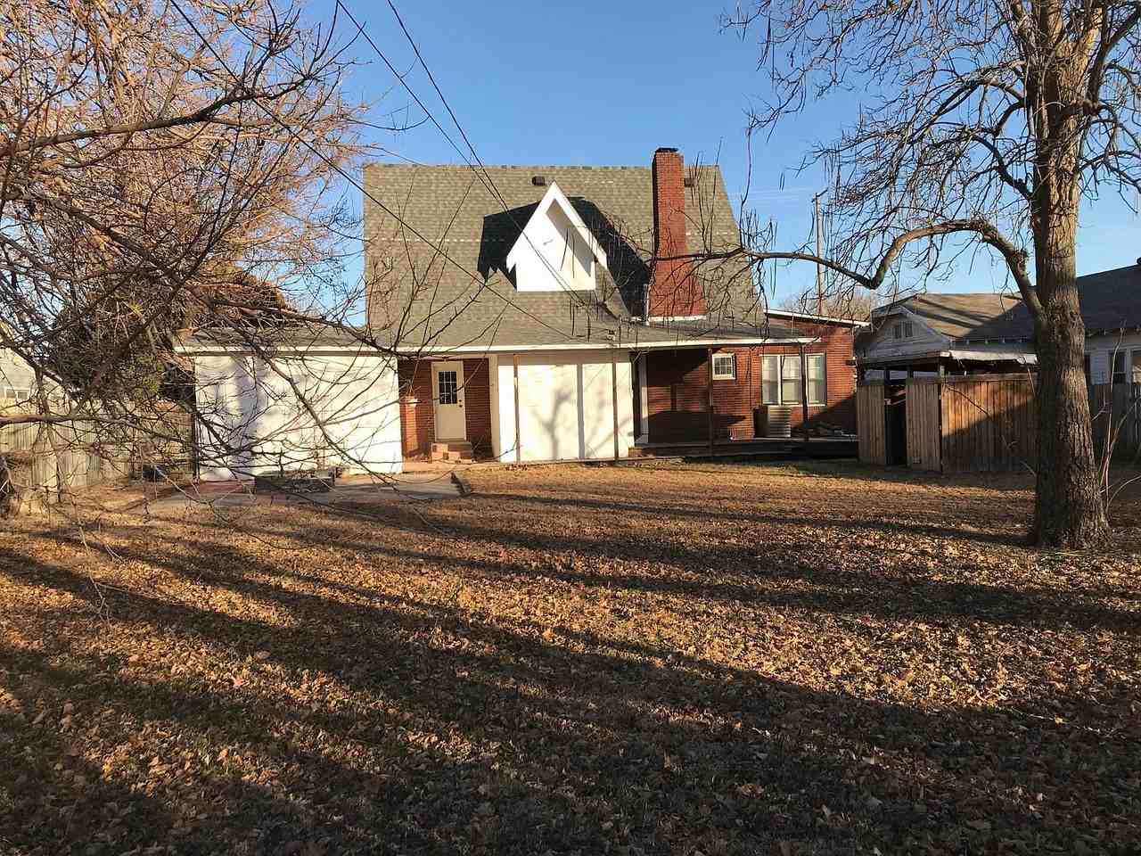 510 S Johnson St #1 - Photo 5 of 15