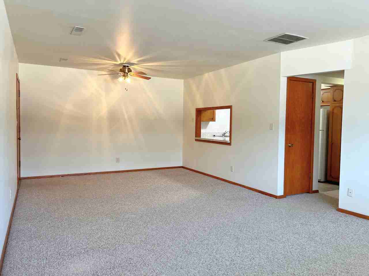 418 N 1st St #418-7 - Photo 6 of 11