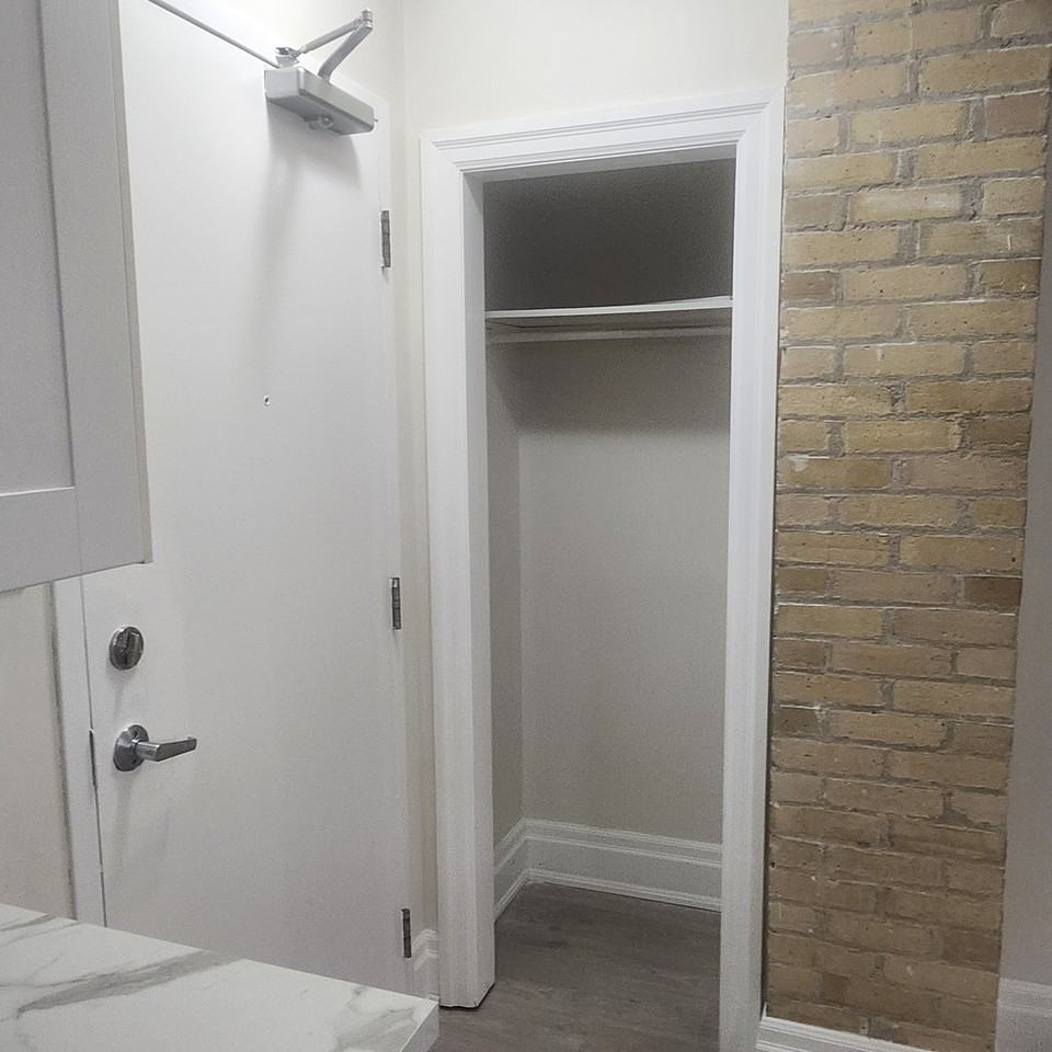 544 Mcdonnel St #2 - Photo 3 of 10