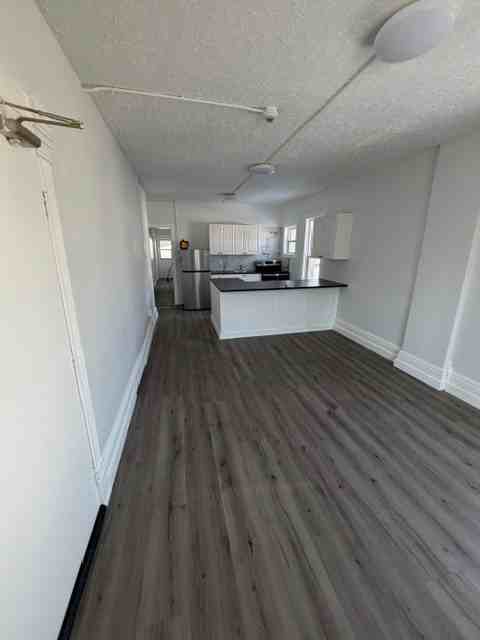 74 Colborne St W #1 - Photo 2 of 9