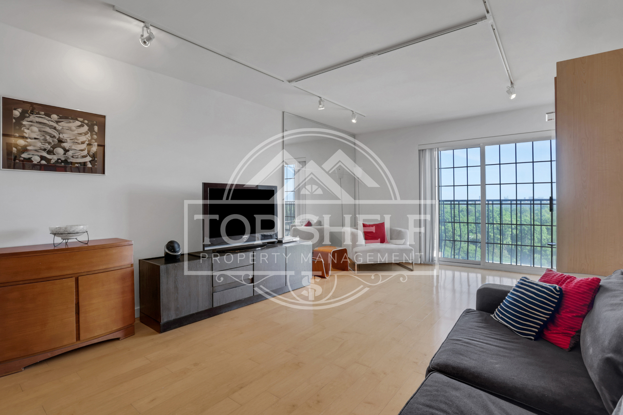 199 14th Street Northeast - 1512Apartment 1512 #1512 - Photo 5 of 28