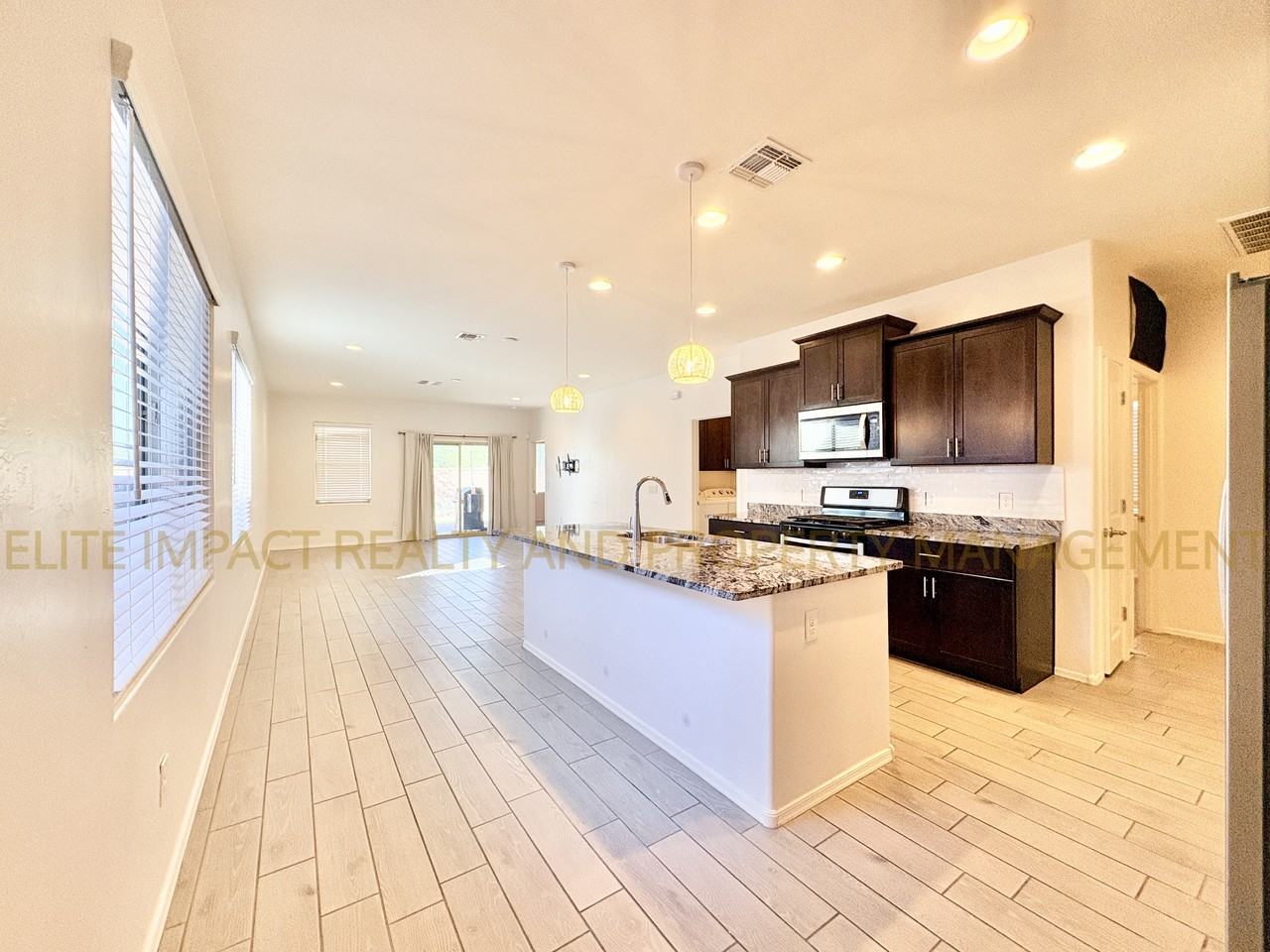 6638 E Via Jardin Verde #1 - Photo 5 of 23