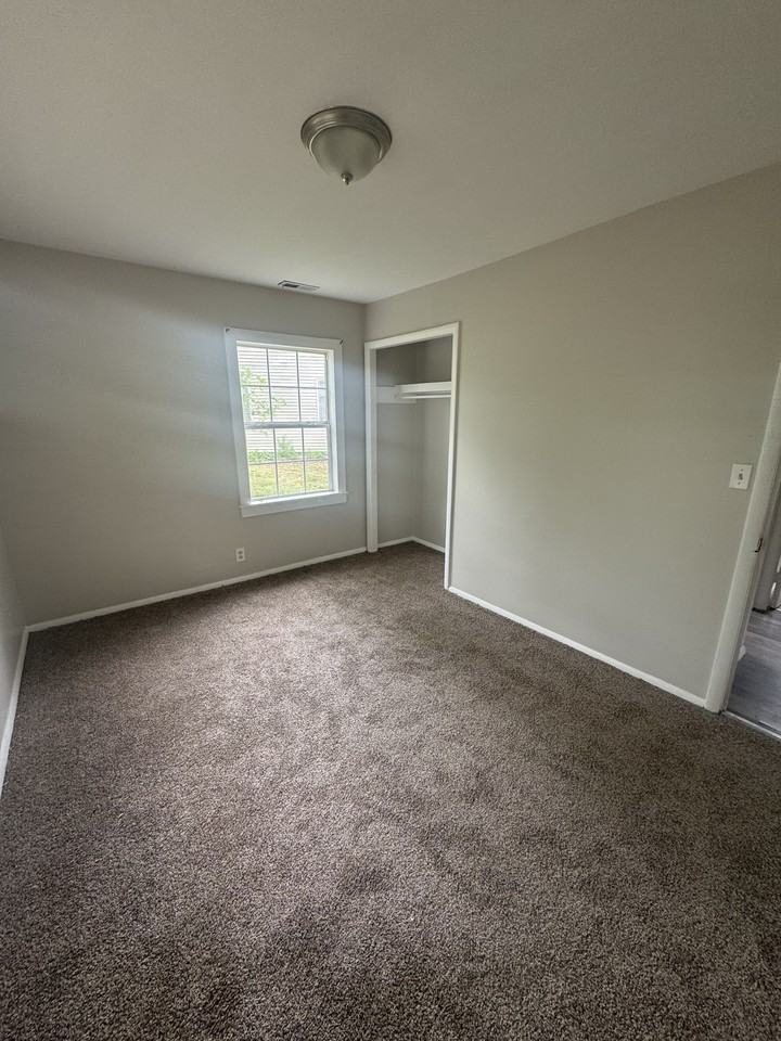 3401 Se Ohio Ave #1 - Photo 6 of 7