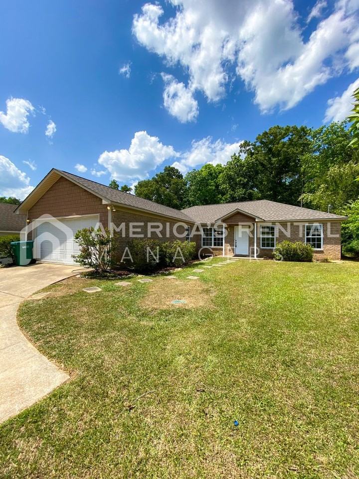 21880 Eastern Valley Rd - Photo 2 of 25