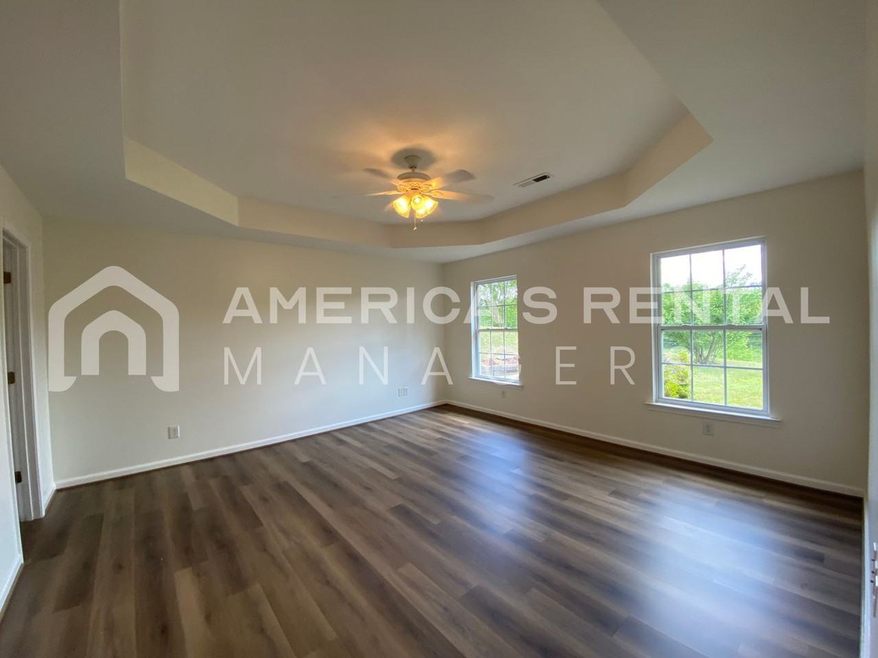 21880 Eastern Valley Rd - Photo 3 of 25