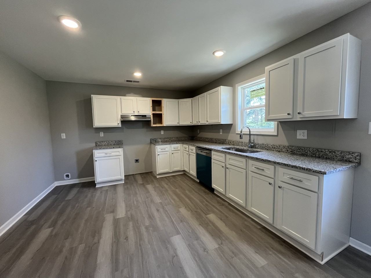 258 Pryor Rd #1 - Photo 3 of 14