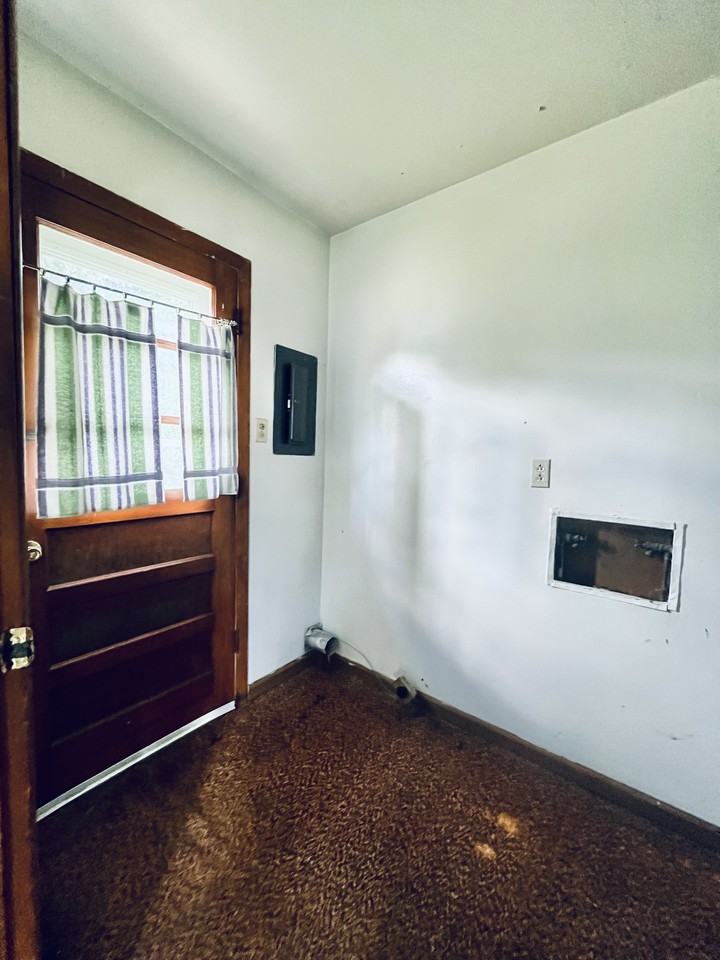 610 Blair St #1 - Photo 7 of 10