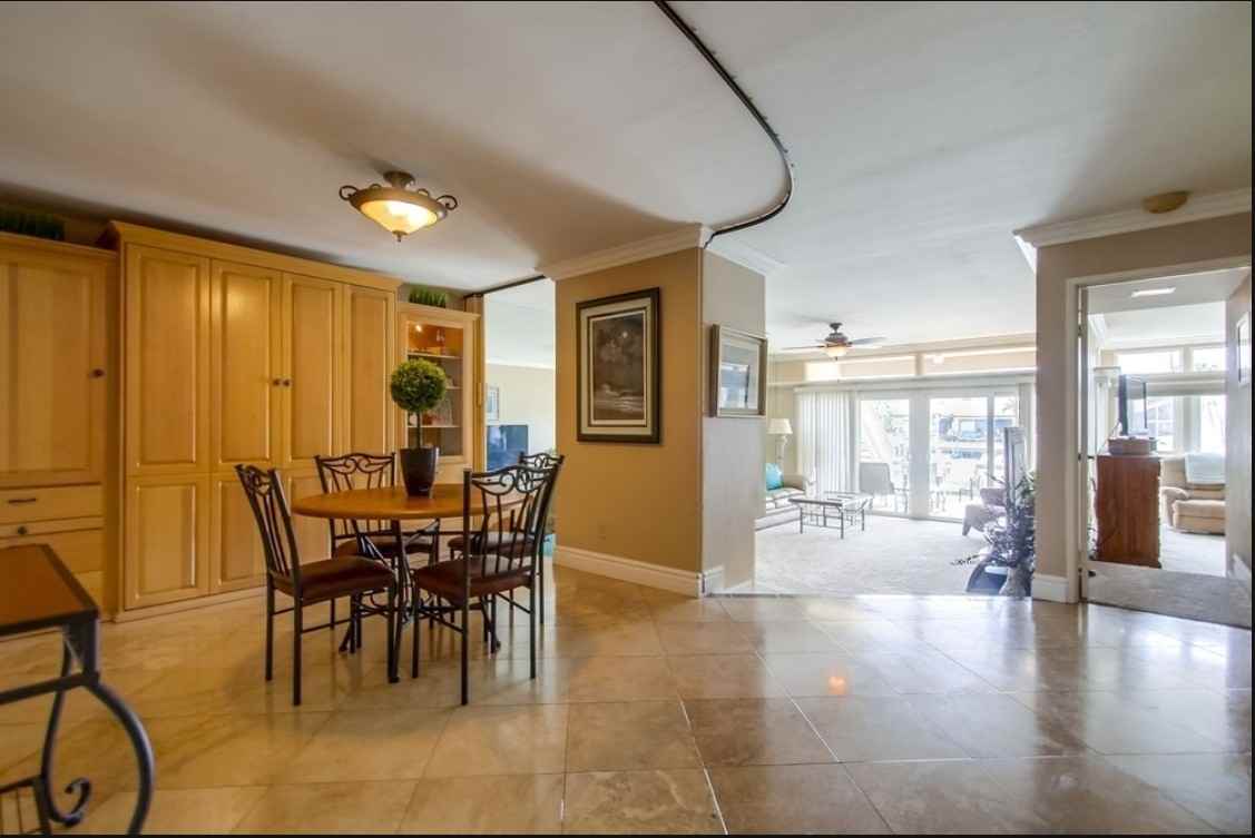 87 Kingston Court West - 187 Kingston Court West87 Kingston Court West #1 - Photo 2 of 10