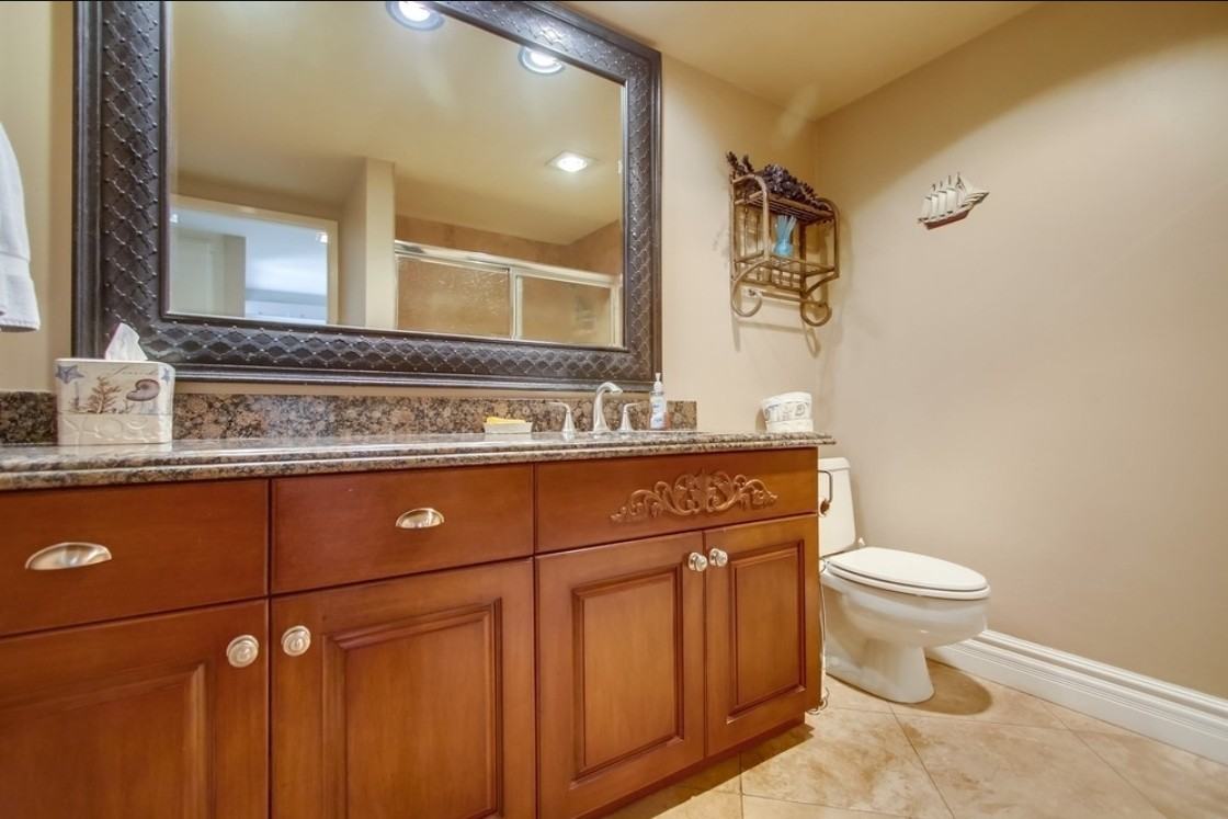 87 Kingston Court West - 187 Kingston Court West87 Kingston Court West #1 - Photo 4 of 10