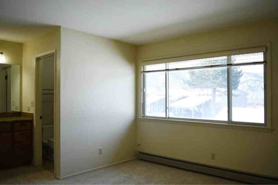 14913 Colorado 82 - 1 #1 - Photo 7 of 10