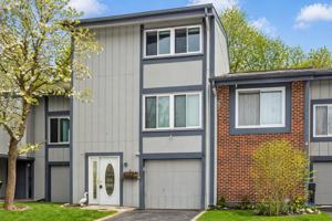 featured image of 493 Shadow Lake Bay - 1 #1