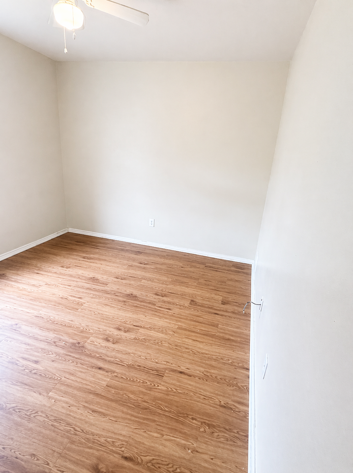 1312 Dugger Cir #A - Photo 5 of 14