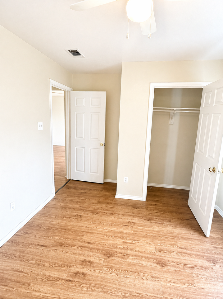 1312 Dugger Cir #A - Photo 6 of 14