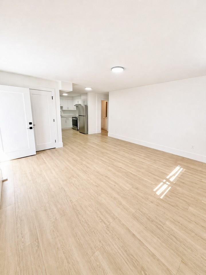 213 Finnigan St #BS - Photo 2 of 9