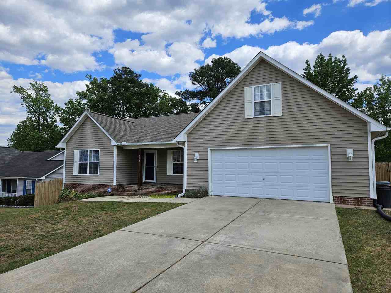 908 Broadmore Dr #1 - Photo 3 of 22