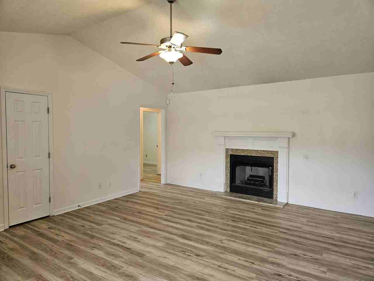 908 Broadmore Dr #1 - Photo 5 of 22