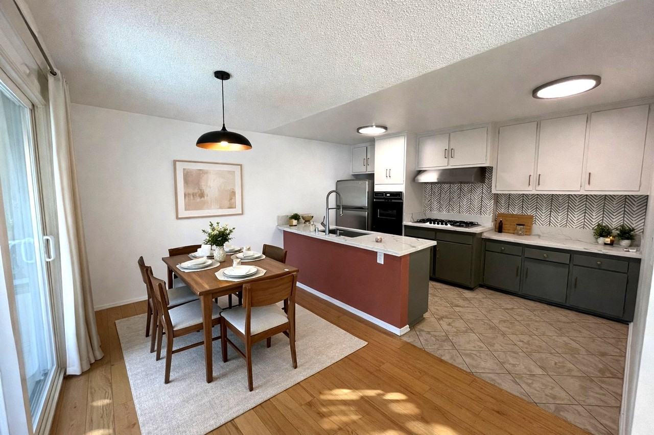 445 E Magnolia Blvd - Photo 5 of 15