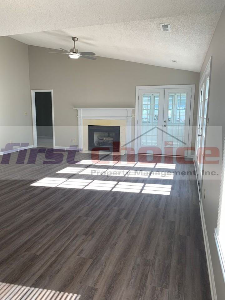1750 Ridgefield Ct - Photo 7 of 40