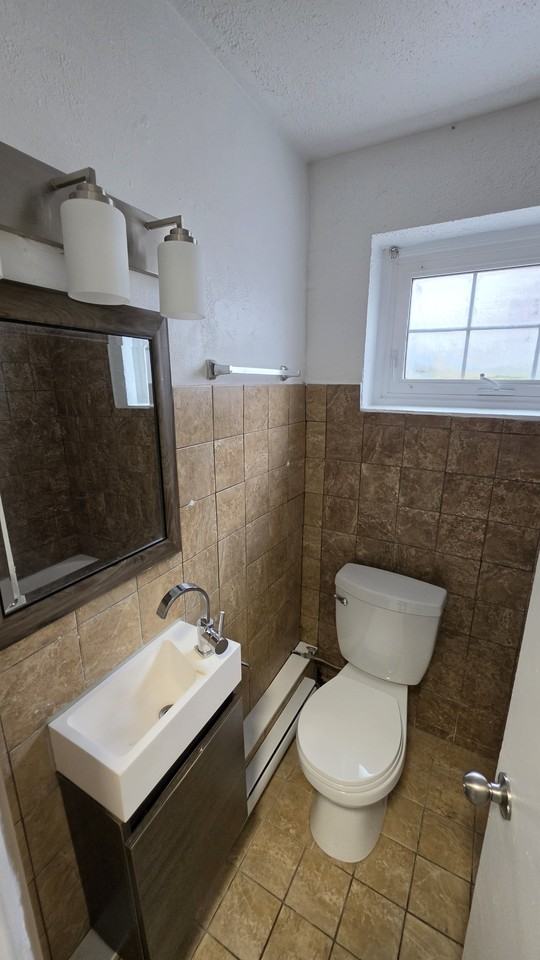 10 Belmont St #2 - Photo 3 of 6