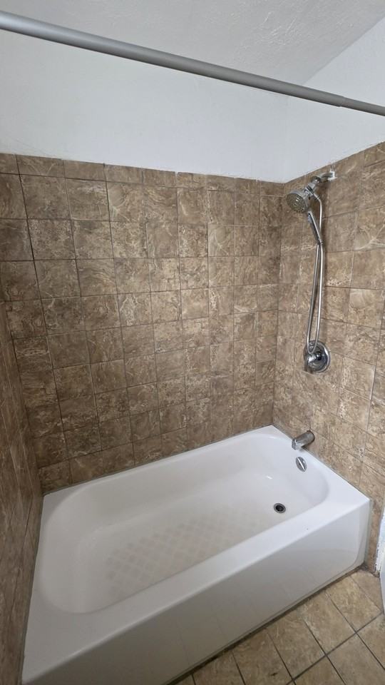 10 Belmont St #2 - Photo 4 of 6