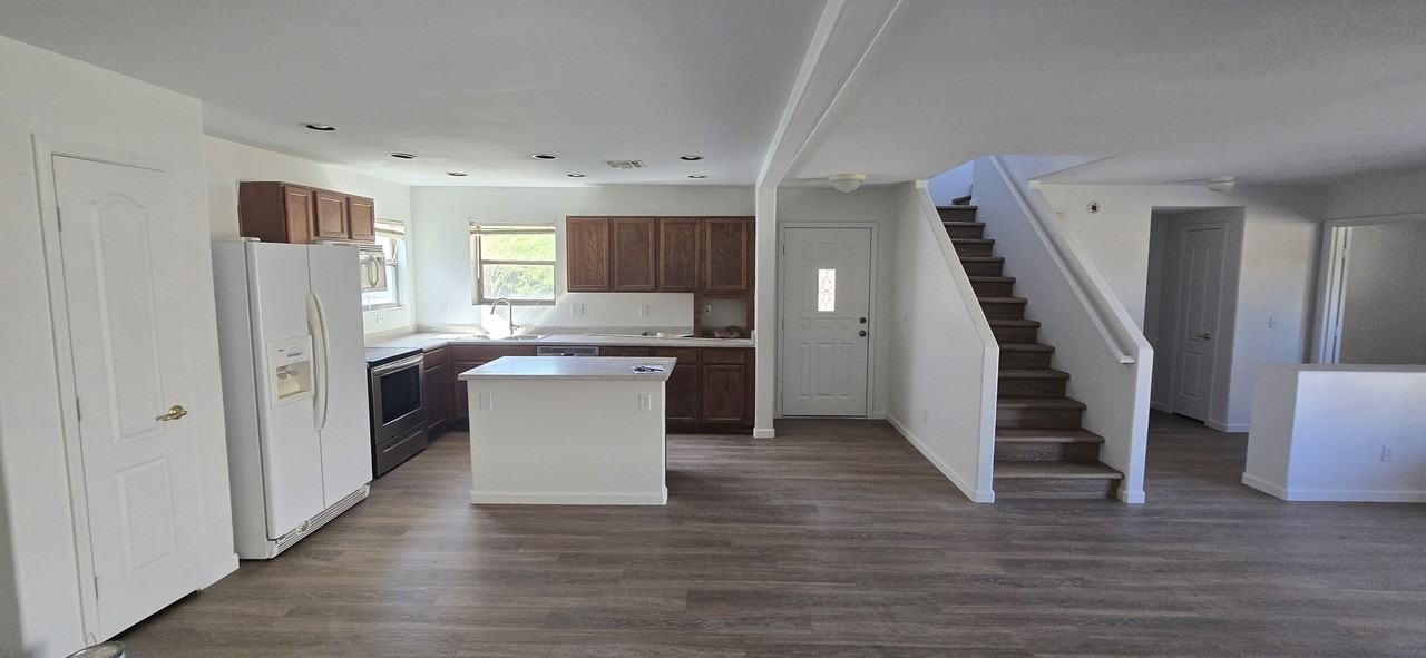 3487 S Conestoga Rd #1 - Photo 3 of 19