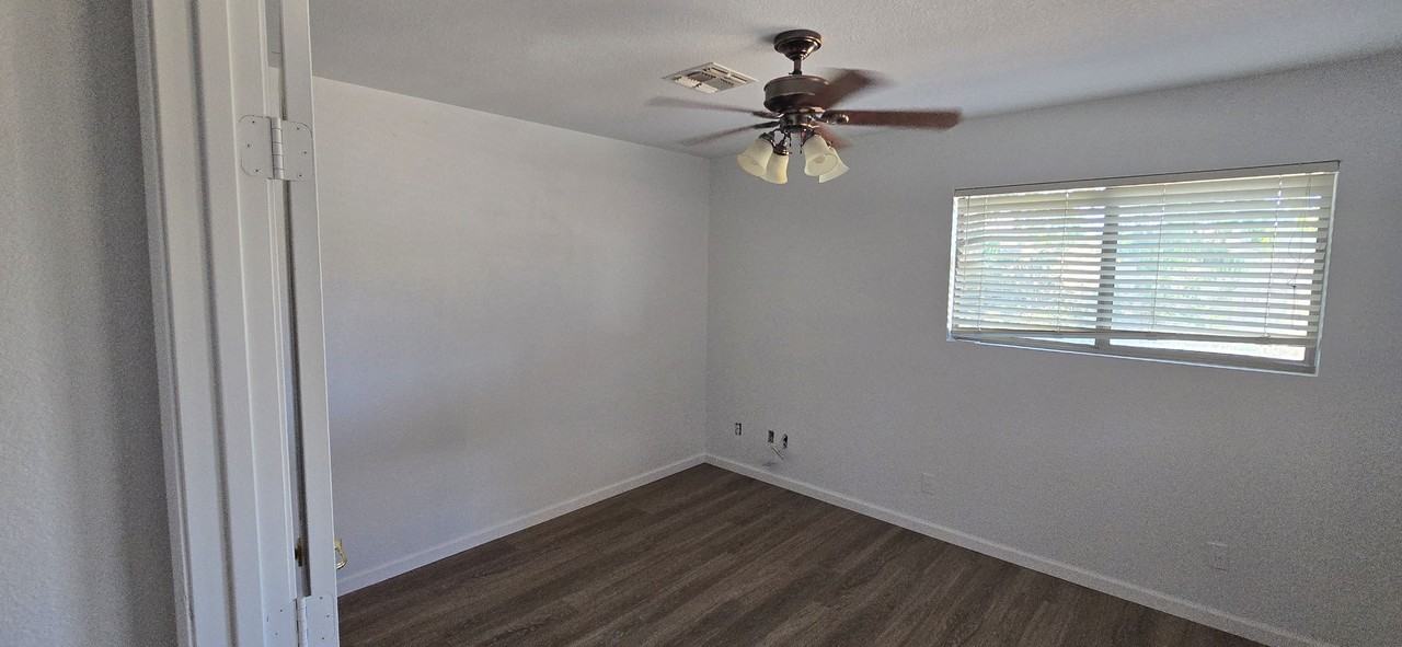 3487 S Conestoga Rd #1 - Photo 5 of 19