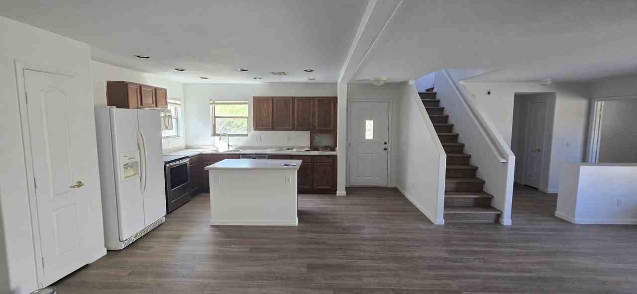 3487 S Conestoga Rd #1 - Photo 7 of 19