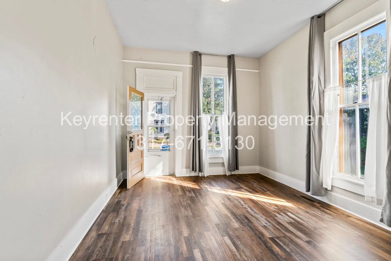 1427 Wayne St #B - Photo 5 of 19