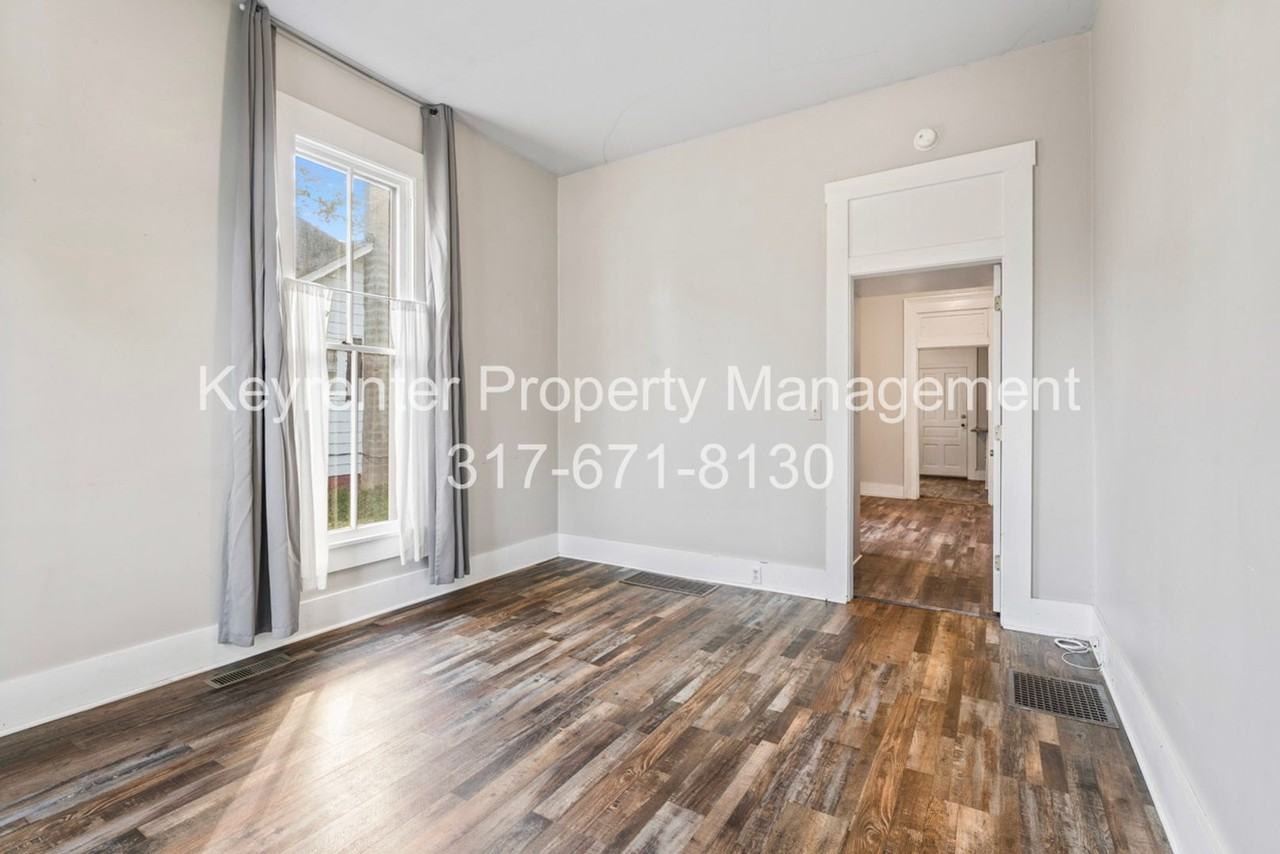 1427 Wayne St #B - Photo 6 of 19