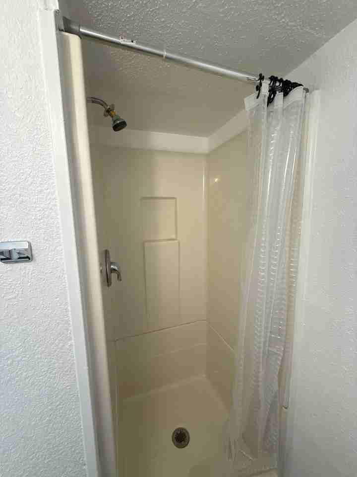 748 1/2 Cook AveUnit B #2 - Photo 7 of 12