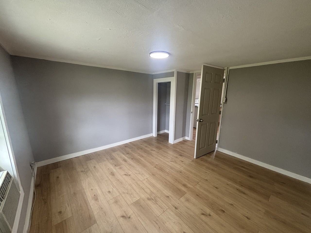 1105 Mize Ave #1 - Photo 3 of 20