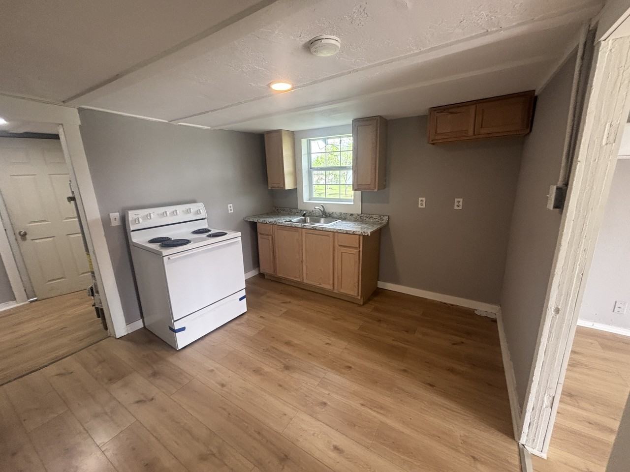 1105 Mize Ave #1 - Photo 6 of 20