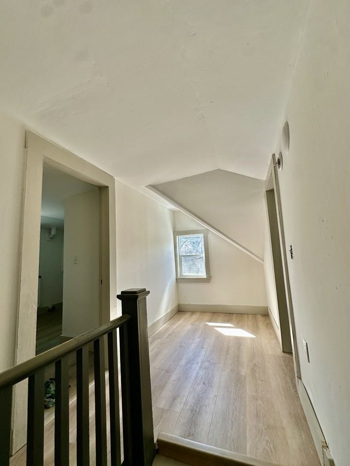 1080 S Main St #1 - Photo 4 of 9