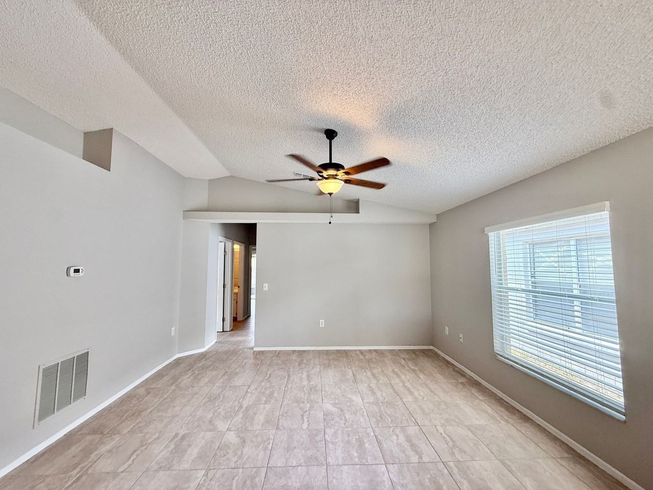 1114 Isadore Dr - Photo 3 of 27