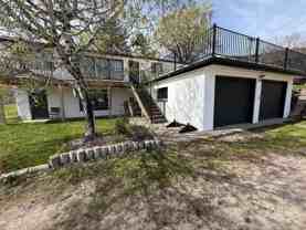 820 Montana Ave - Photo 1 of 1