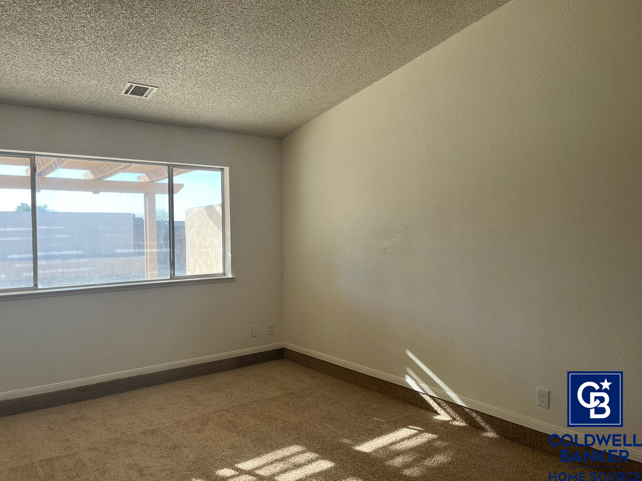 12782 1st Ave - Photo 3 of 13