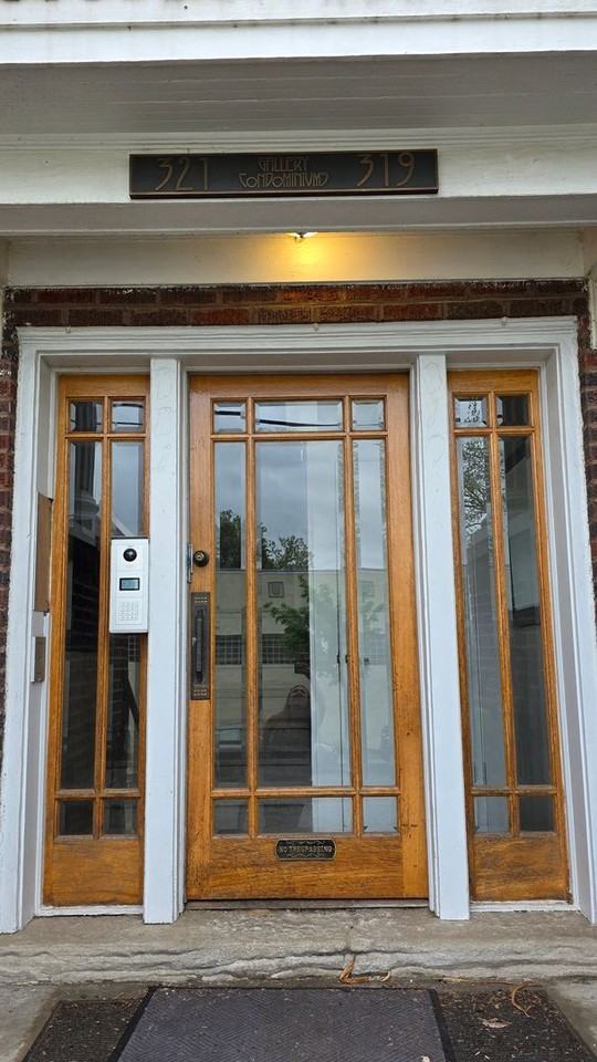 319 E 43rd St #1 - Photo 3 of 23
