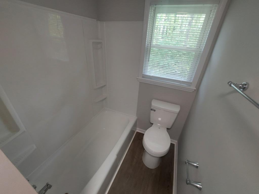 414 E Peachtree Dr - Photo 6 of 8