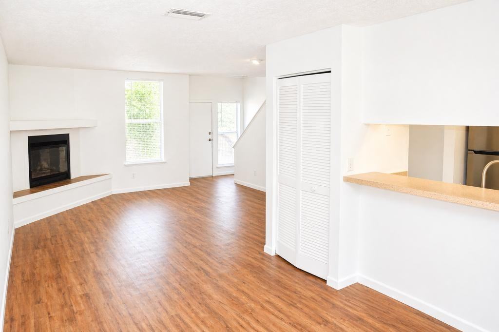 5288 Sw 21st Pl - Photo 5 of 17