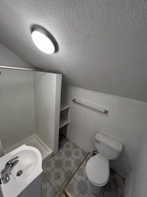 322 S 29th St #9 - Photo 4 of 4