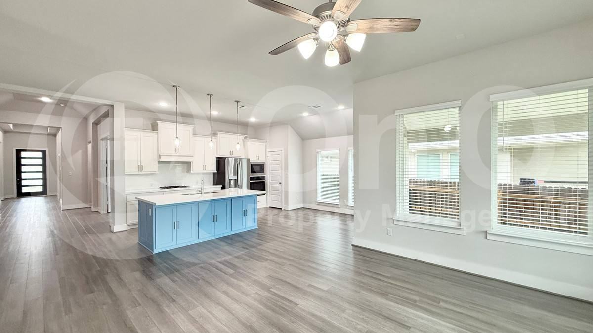 205 Crimson Rose Ct - Photo 5 of 10