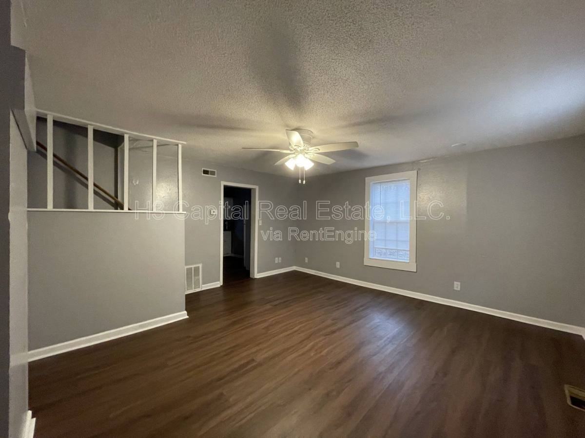 77 Sunset Ave - Photo 2 of 10