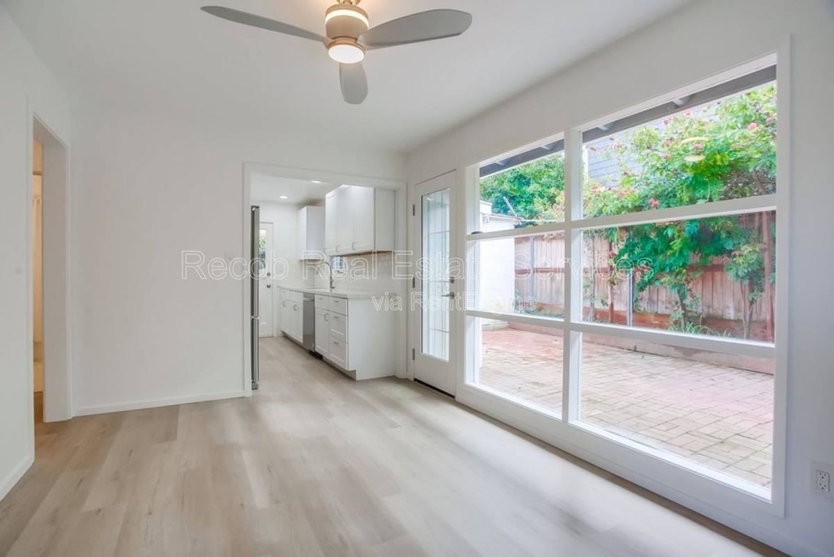 8019 Paseo Del Ocaso #8017 - Photo 3 of 10