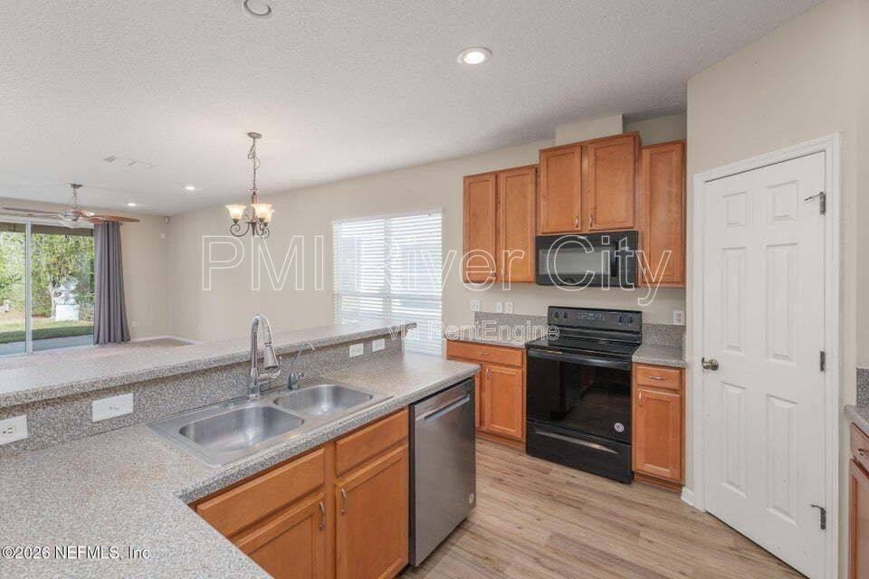 6025 Caladesi Ct - Photo 2 of 10