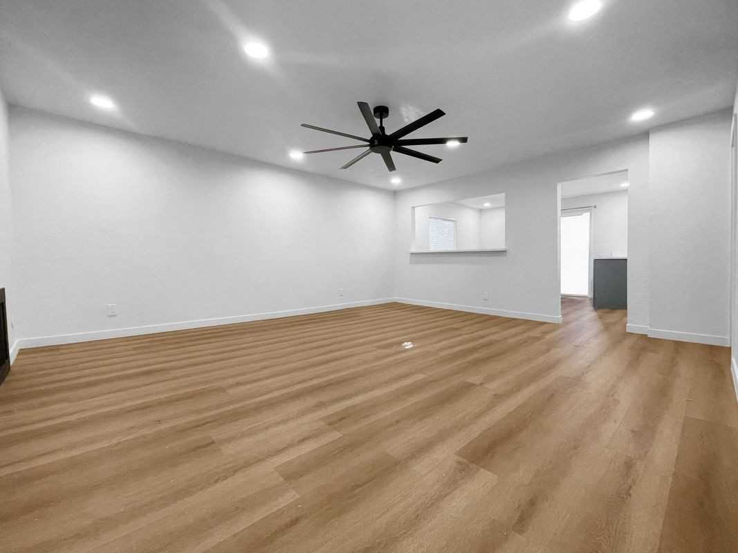 1335 W 139th St ##101 - Photo 2 of 17