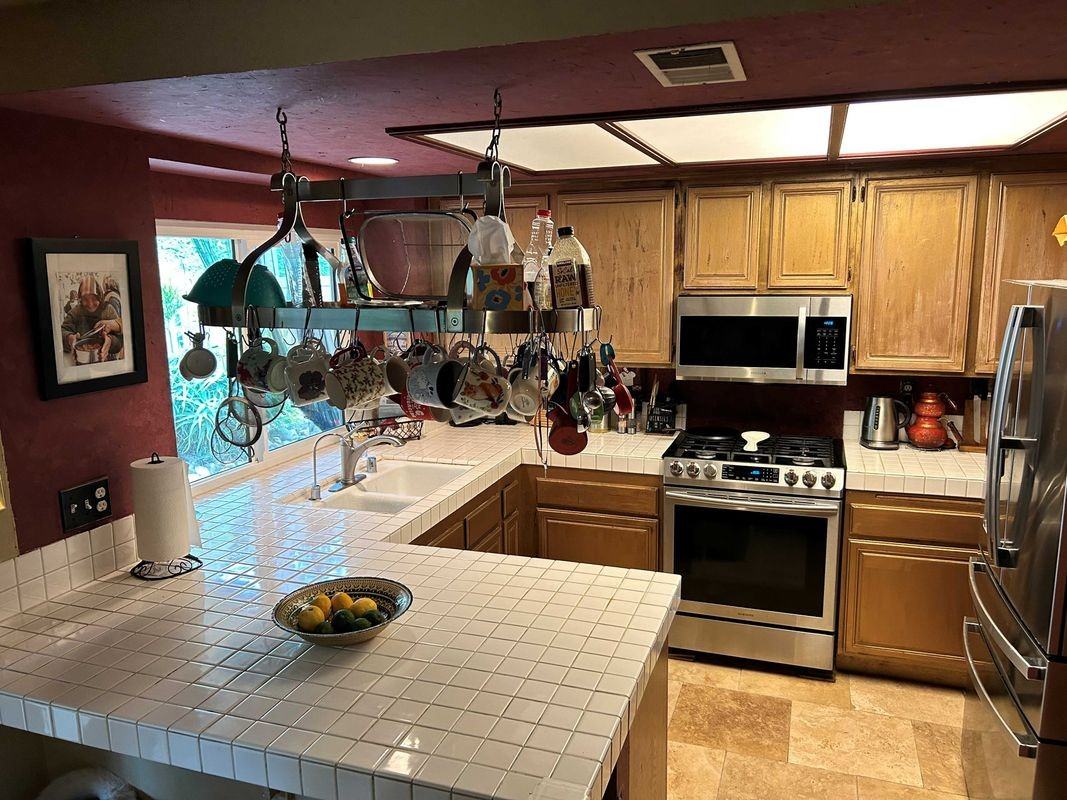 1908 E Calico Dr - Photo 3 of 7