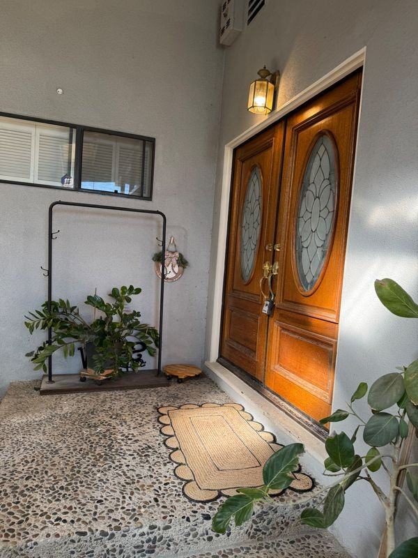 17249 Flanders St - Photo 2 of 39